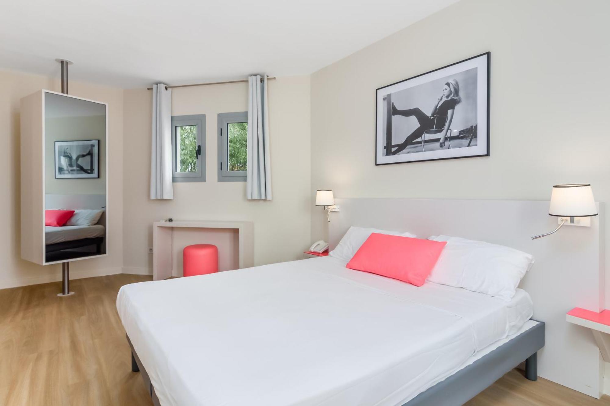 Urban Riviera Juan Les Pins - Queen Room Exteriér fotografie